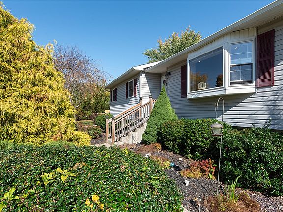 2nd image of 34 Windmill Road