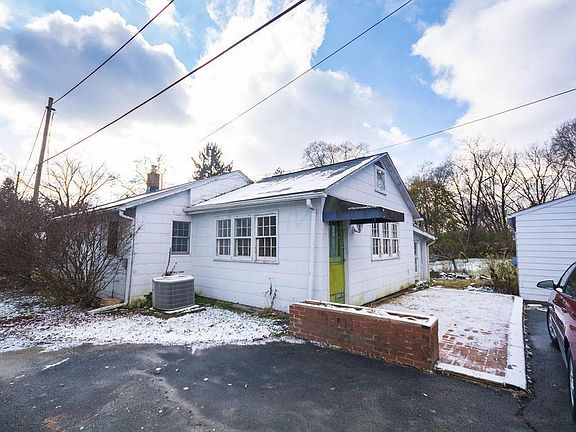 5th image of 306 Leland Ave