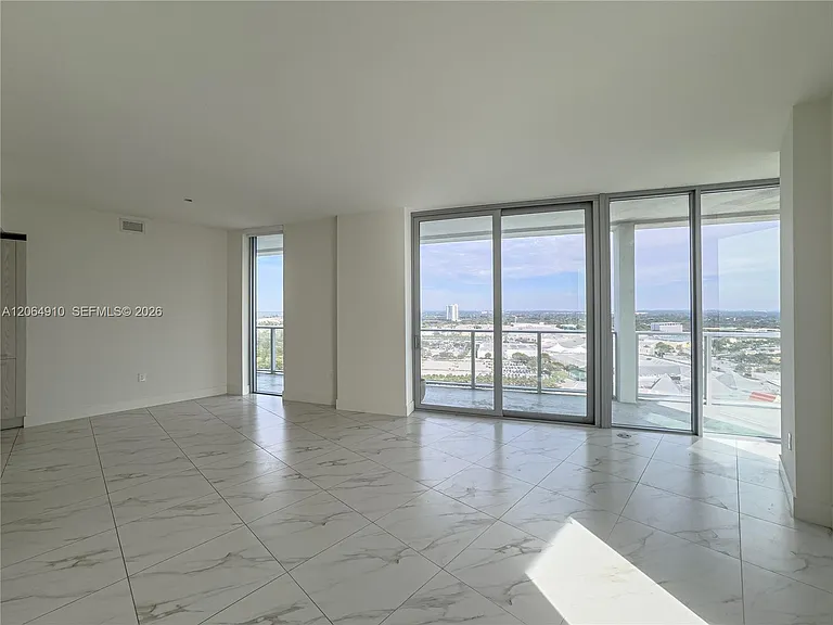 2000 Metropica Way #2009 — Photo 5
