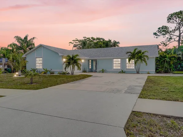 2255 SE Morningside Boulevard, Port St Lucie, FL 34952