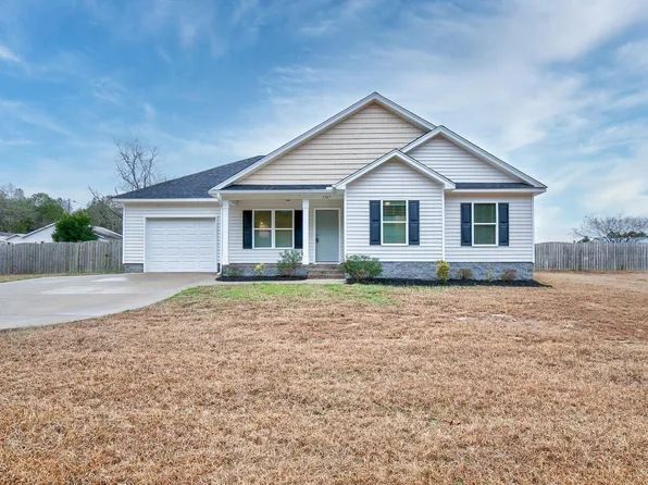 1367 Wildwood Ln, Elgin, SC 29045