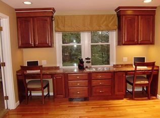 17 Pole Hill Dr, Andover, MA 01810