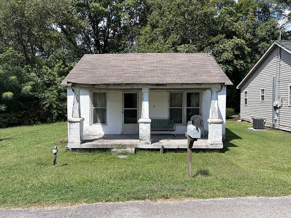 2nd image of 511 Gant St