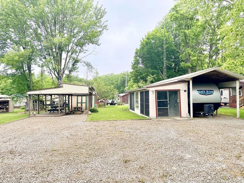 1st image of 385 Lot