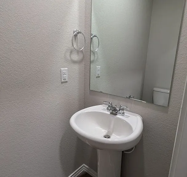 5330 Lisa Point — Photo 8