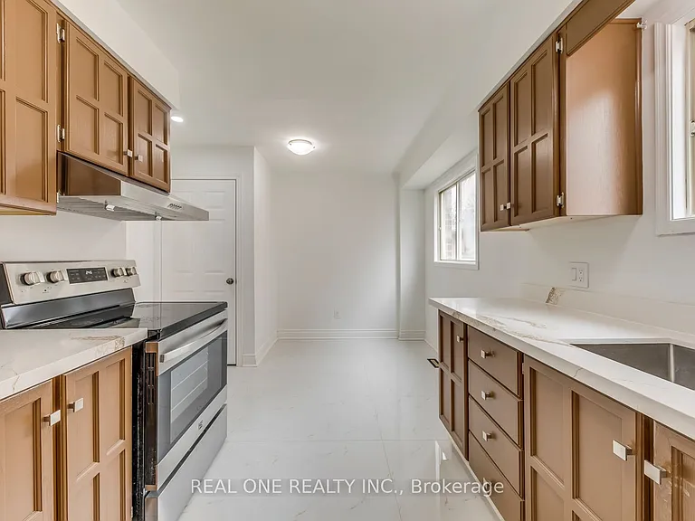 655 Paragon Pl E — Photo 19
