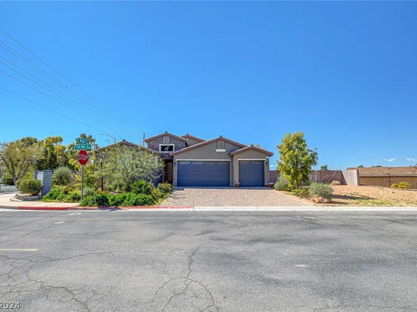 3711 River Heights Ln, Moapa Valley, NV 89021