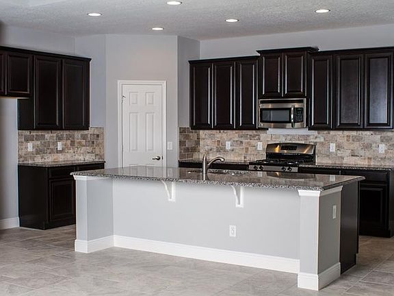 2nd image of 1149 Vinsetta Cir