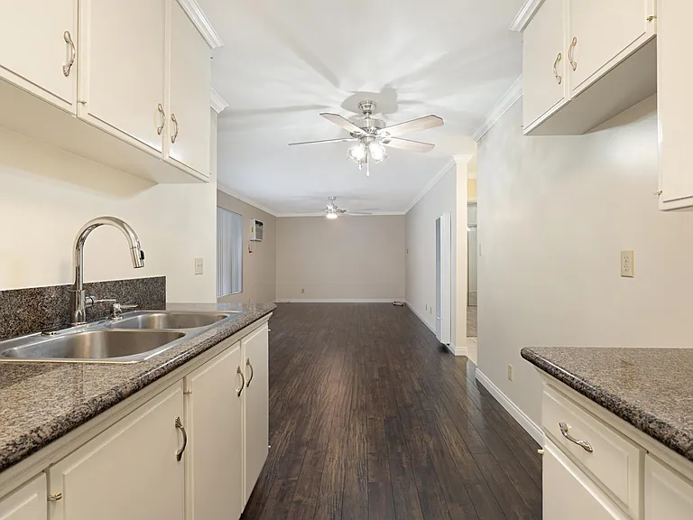 2266 Cazador Dr #4 — Photo 15