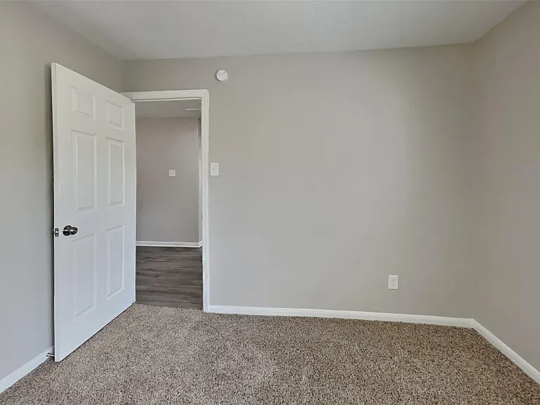 1211 Atlanta Dr — Photo 21