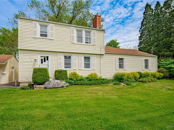 2769 The Hts, Newfane, NY 14108