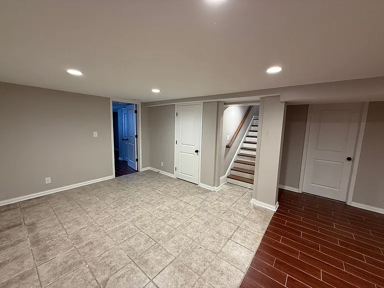 2614 Woodsdale Ave — Photo 18
