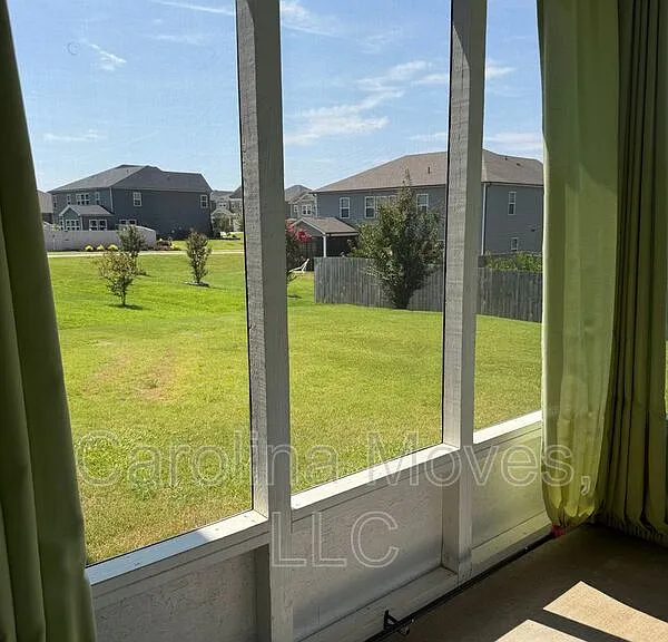 2103 Greasby Ct — Photo 2