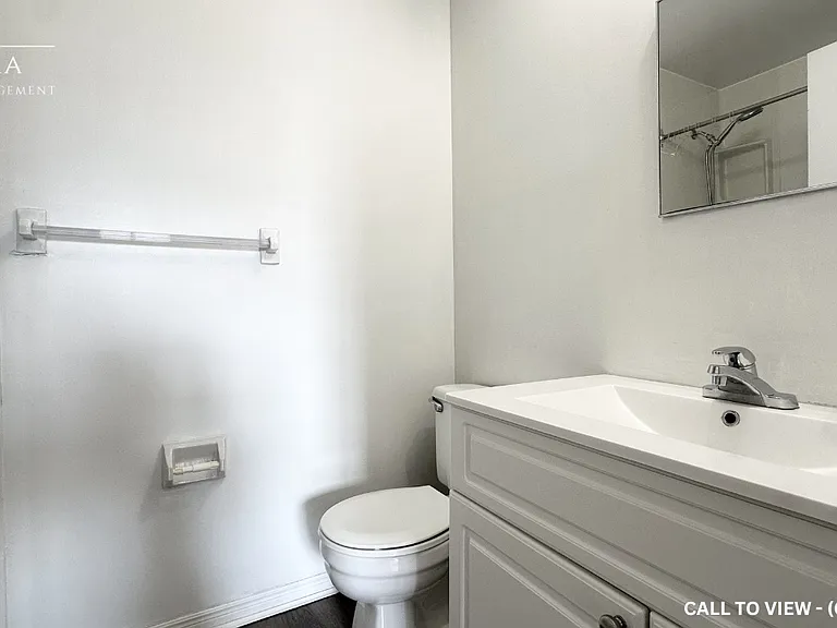 570 Proudfoot Ln #705 — Photo 11