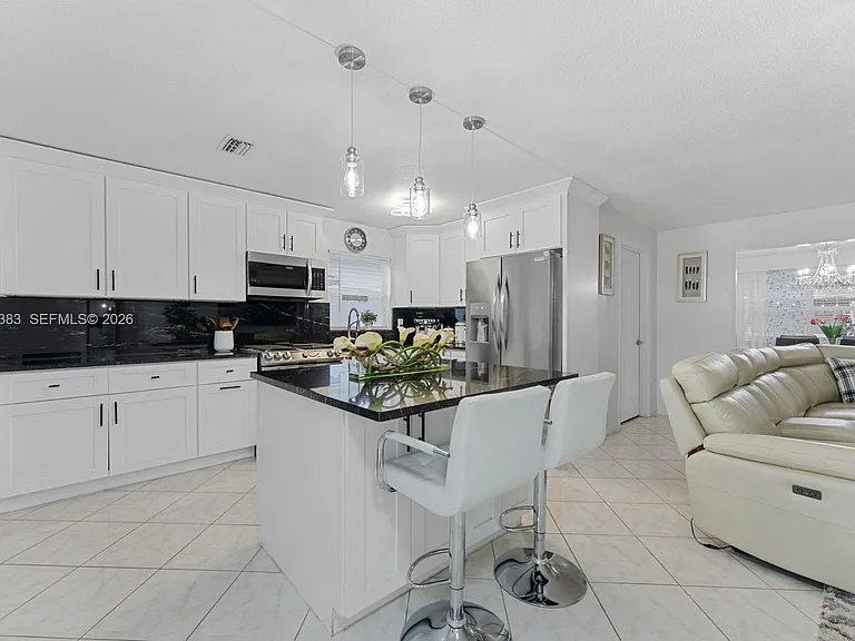 9508 N Military Trl — Photo 11