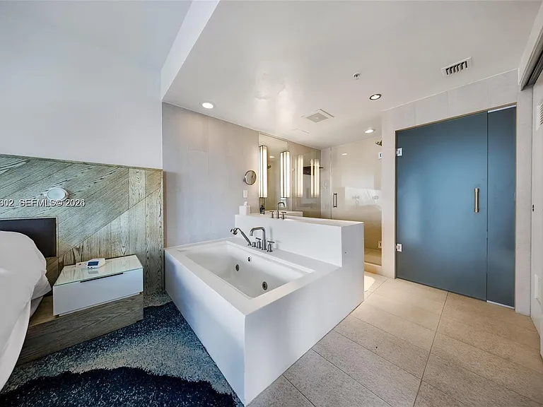 3101 Bayshore Dr #1808 — Photo 5