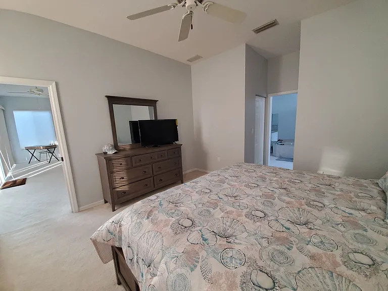 1141 Southlake Ct — Photo 17
