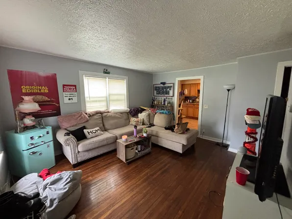 1122 N Madison St, Bloomington, IN 47404