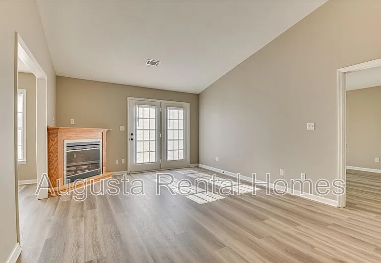 7002 Reagan Cir #1 — Photo 8