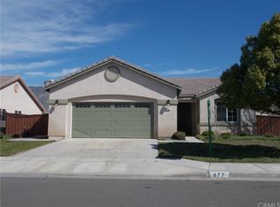877 Peaceful Ln, San Jacinto, CA 92582