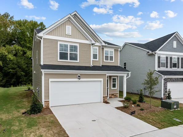 5852 Woodlawn Dr, Durham, NC 27703