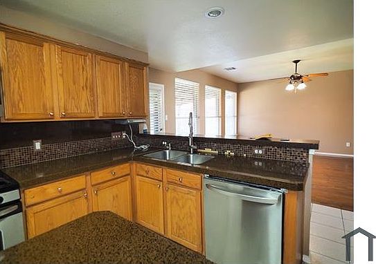 4th image of 7402 Dartmouth Dr