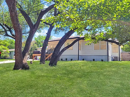 2413 Bahama Rd Photo 1