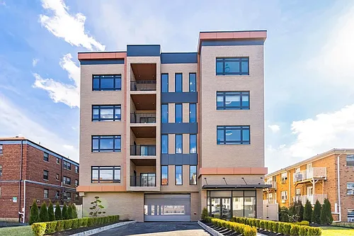 310 W Jersey St Photo 1