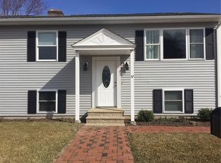 57 Lafayette St, West Warwick, RI 02893
