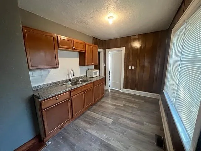 3911 Benton Boulevard - 1 — Photo 3