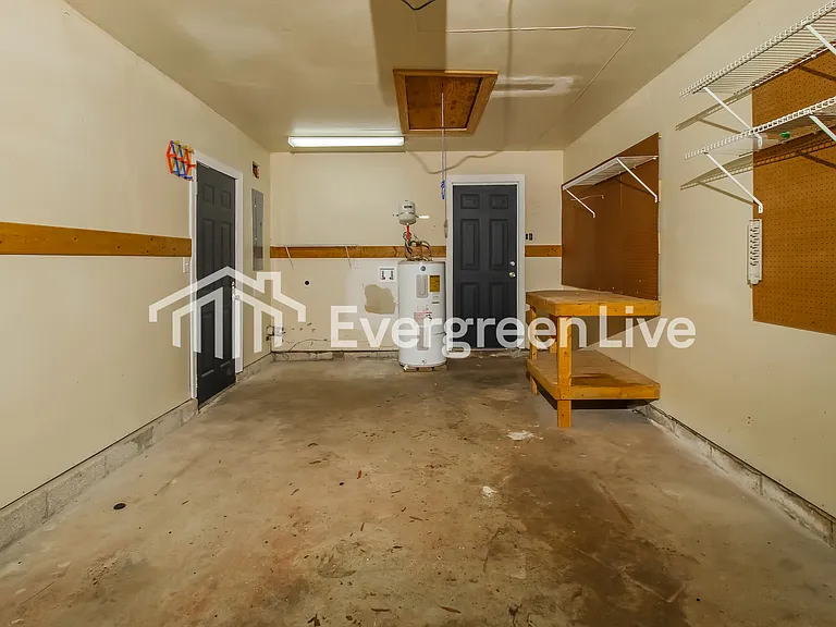 1448 Winslow Ave — Photo 14
