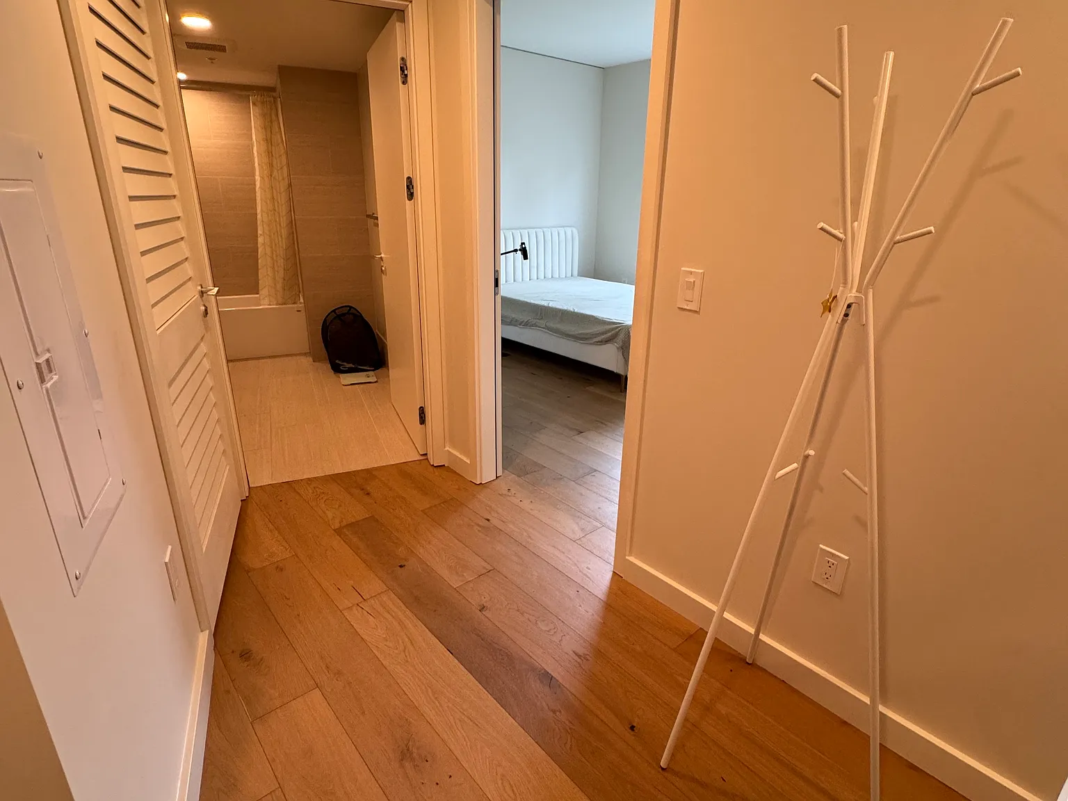 1 bed, 791 sqft, $3,150 — Photo 3