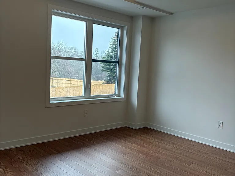15100 Yonge St #211 — Photo 19