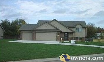 1st image of 136 W Harmony Ct