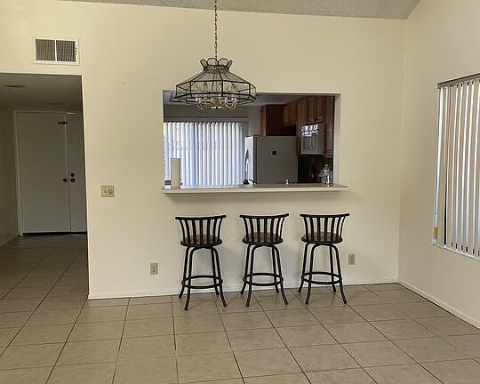 5th image of 6723 Greenwood Cir
