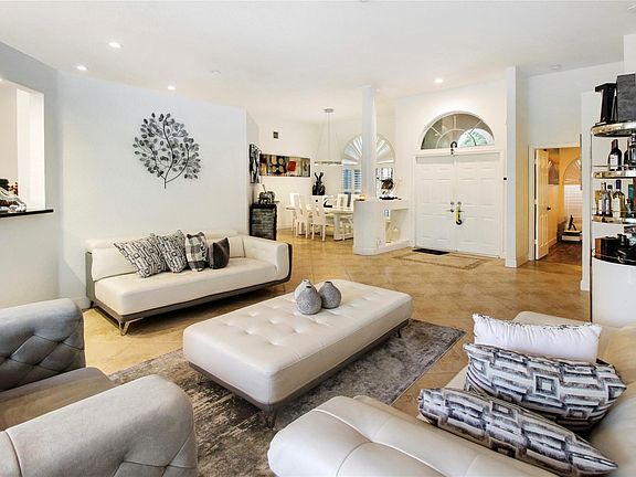 5th image of 4958 Kensington Circle