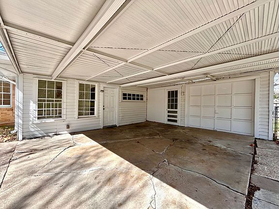 5th image of 5207 Shoal Creek Blvd
