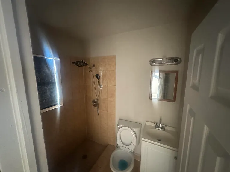 4401 SW 20th St #1-5 — Photo 4