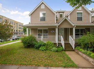 832 24th Ave NE, Minneapolis, MN 55418