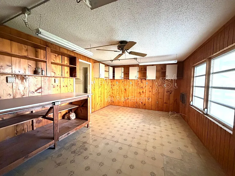 255 Capri Cir N #7 — Photo 16