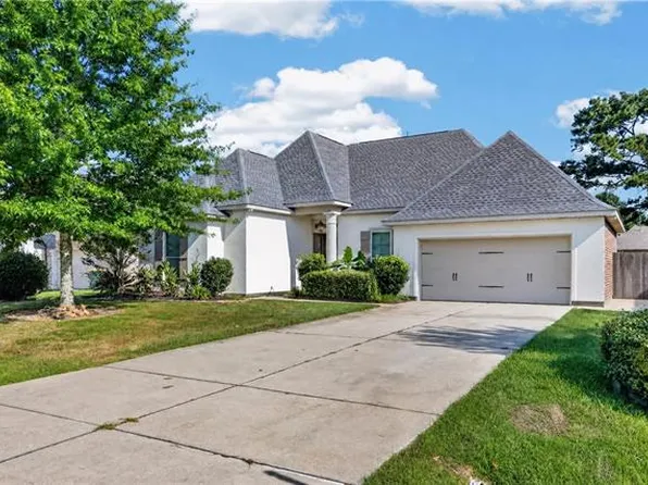 1017 Fox Sparrow Loop, Madisonville, LA 70447
