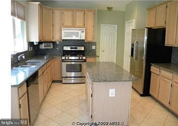 2nd image of 12932 Cedar Glen Ln