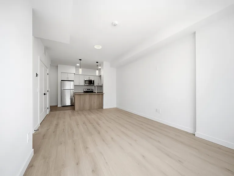 31 Mill St #12 — Photo 4