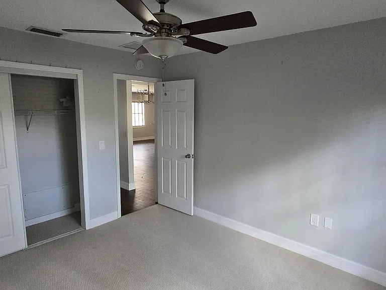6400 Shane Ln — Photo 7