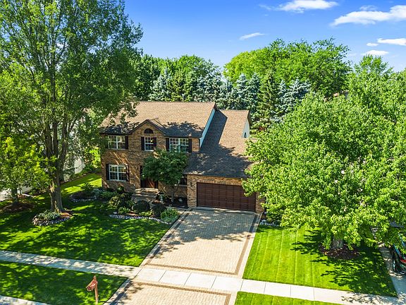3rd image of 326 Wooded Knoll Dr