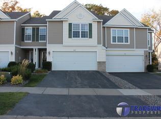 7099 Peony Ln N, Maple Grove, MN 55311