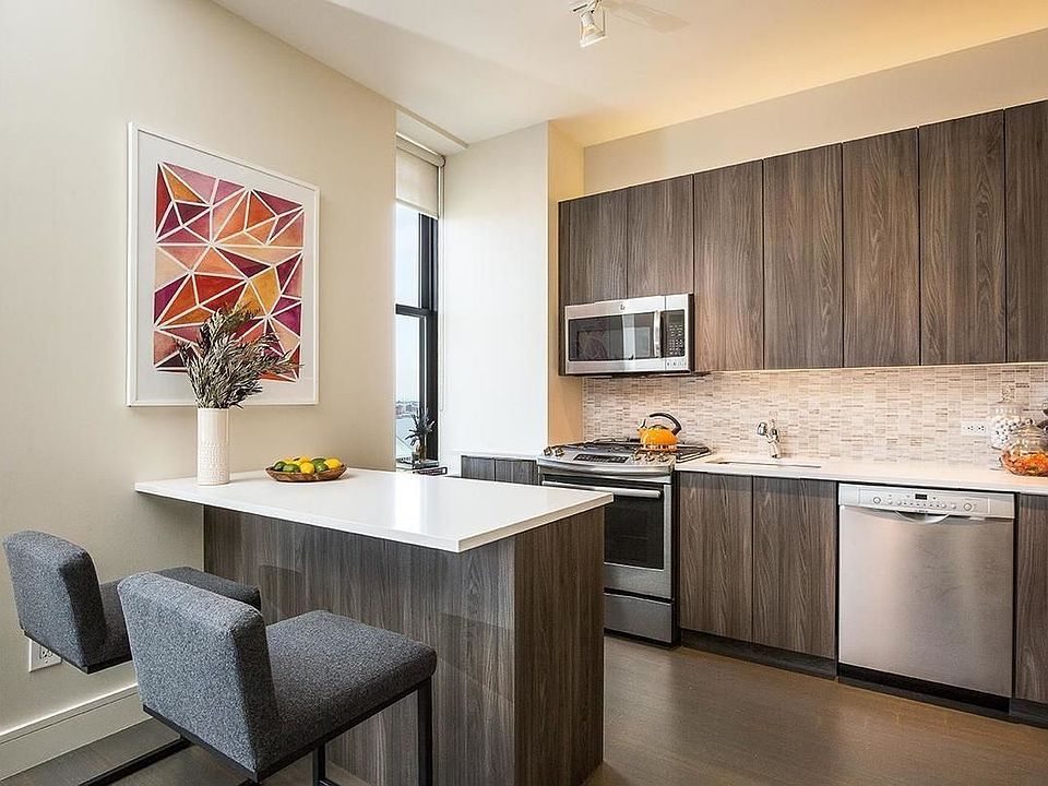 1st image of 90 West St APT 4B