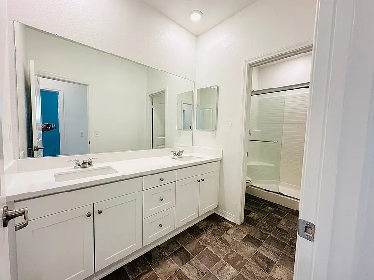 26338 Valencia Way — Photo 14