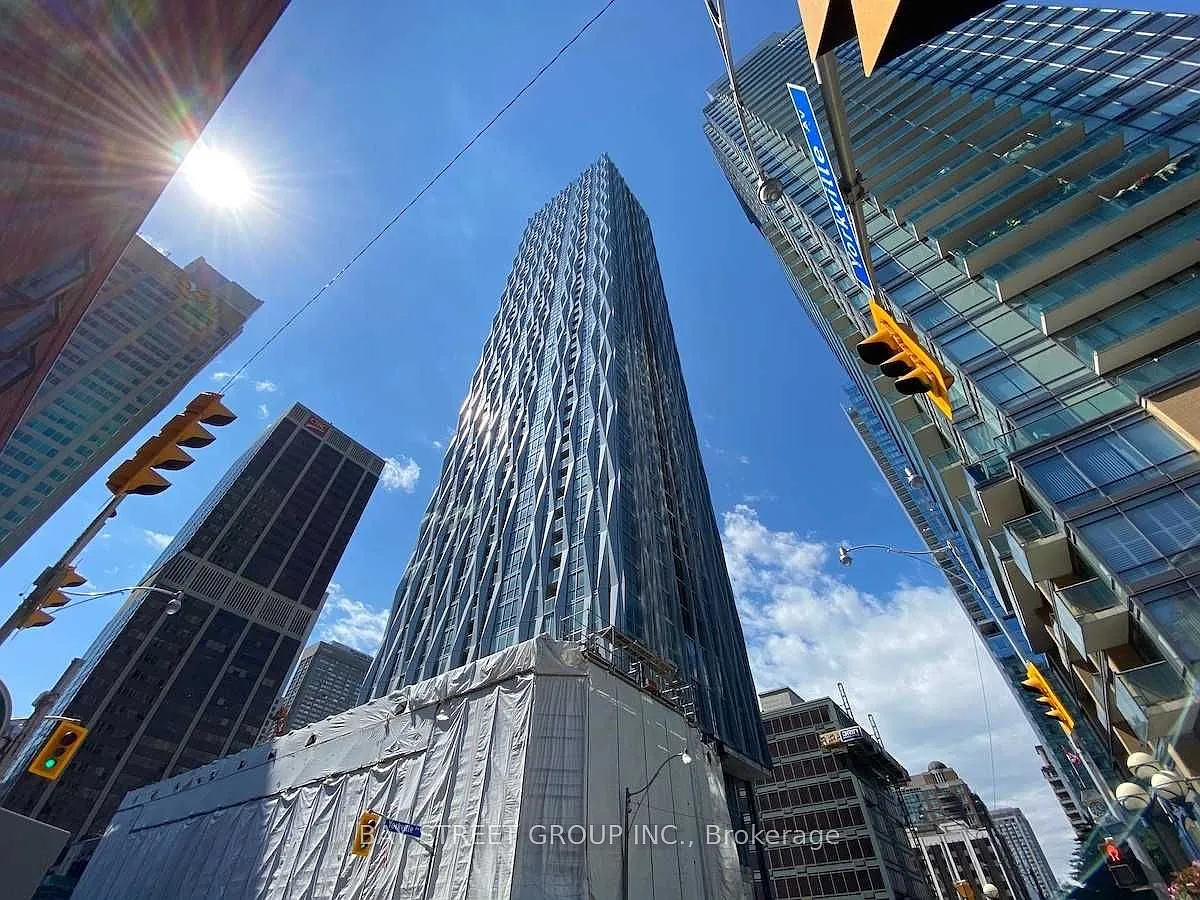 2 bed, $3,500 — Photo 1