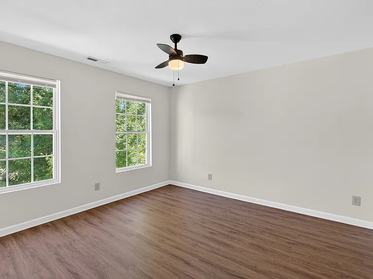 458 Settlers Ridge Dr — Photo 11